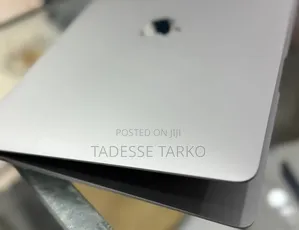 New Laptop Apple MacBook Air 2020 M1 8GB Apple M1 SSD 256GB