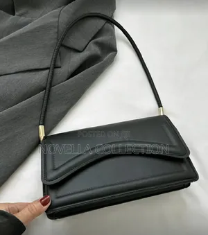 Fashionable Black Color Vintage Simple Elegant Shoulder Bag