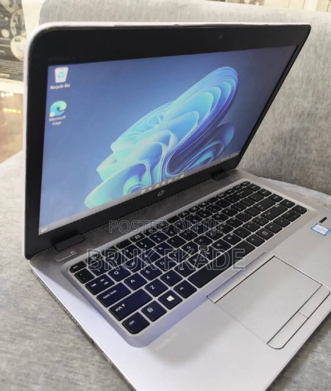 New Laptop HP EliteBook 840 8GB Intel Core I7 SSD 256GB