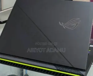 New Laptop Asus ROG Strix G17 32GB Intel Core I9 SSD 1T