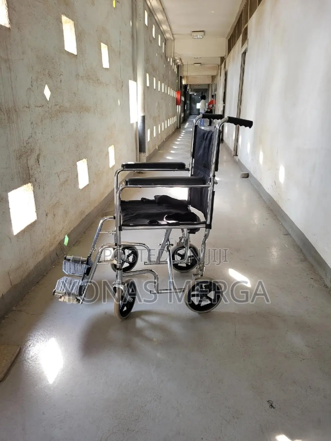 Normal Wheelchair畛巉17" Transport Wheelchairs for Adults,