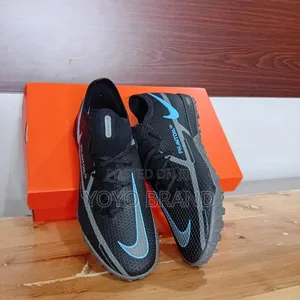 Nike Phantom Elite 2 Black Soccer Clests New Arrival