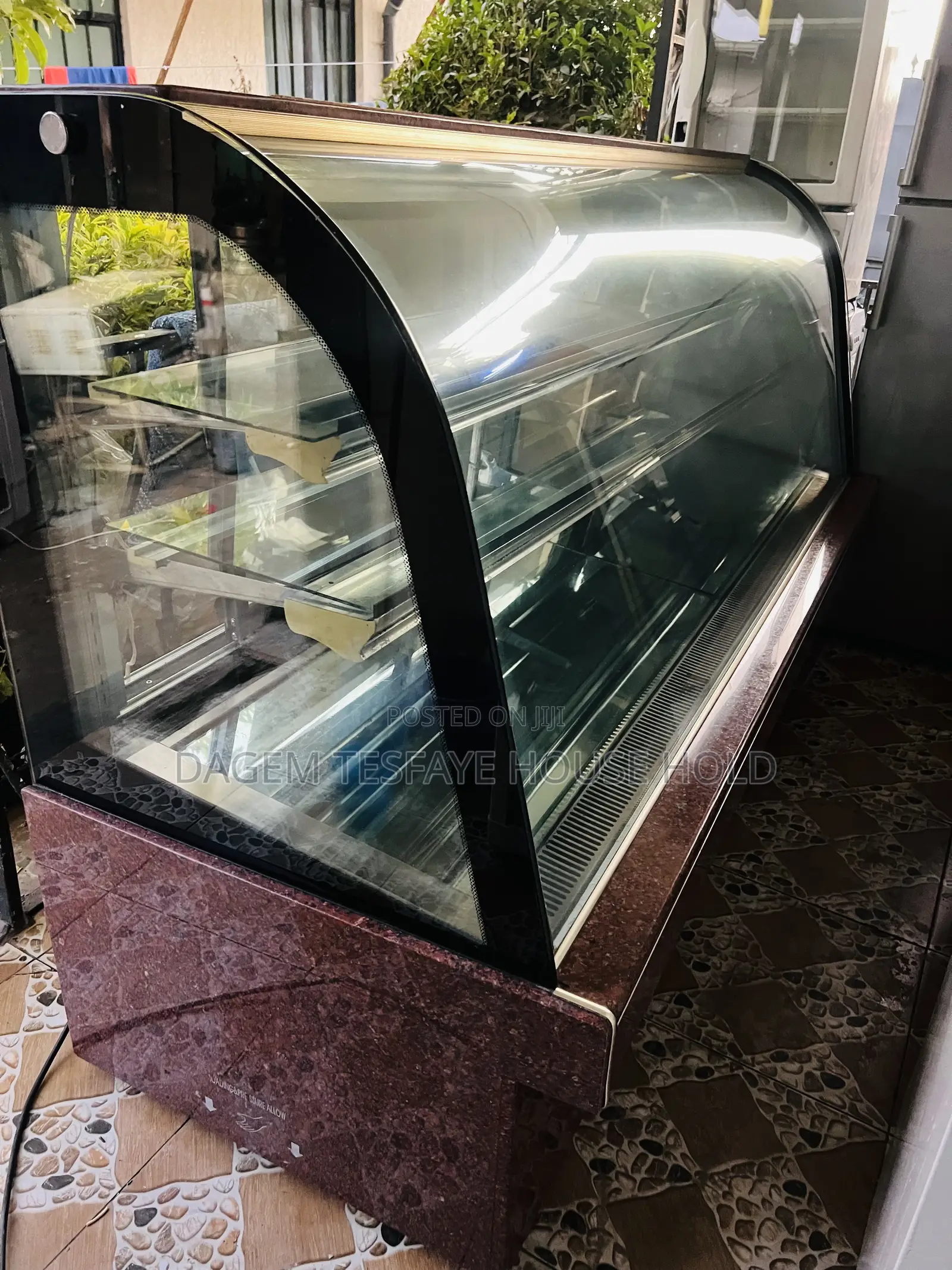 Cake Display 2m