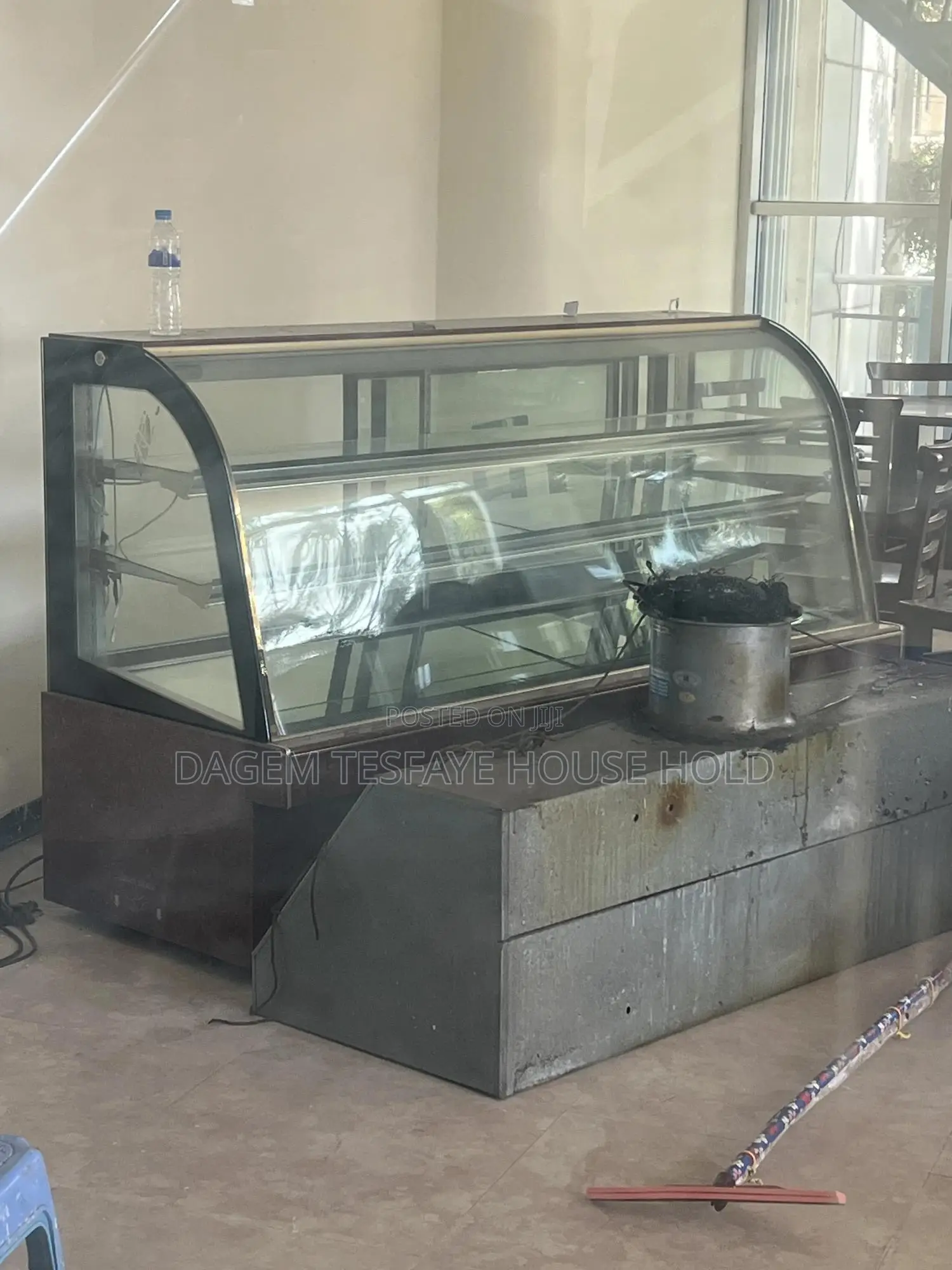 Cake Display 2m