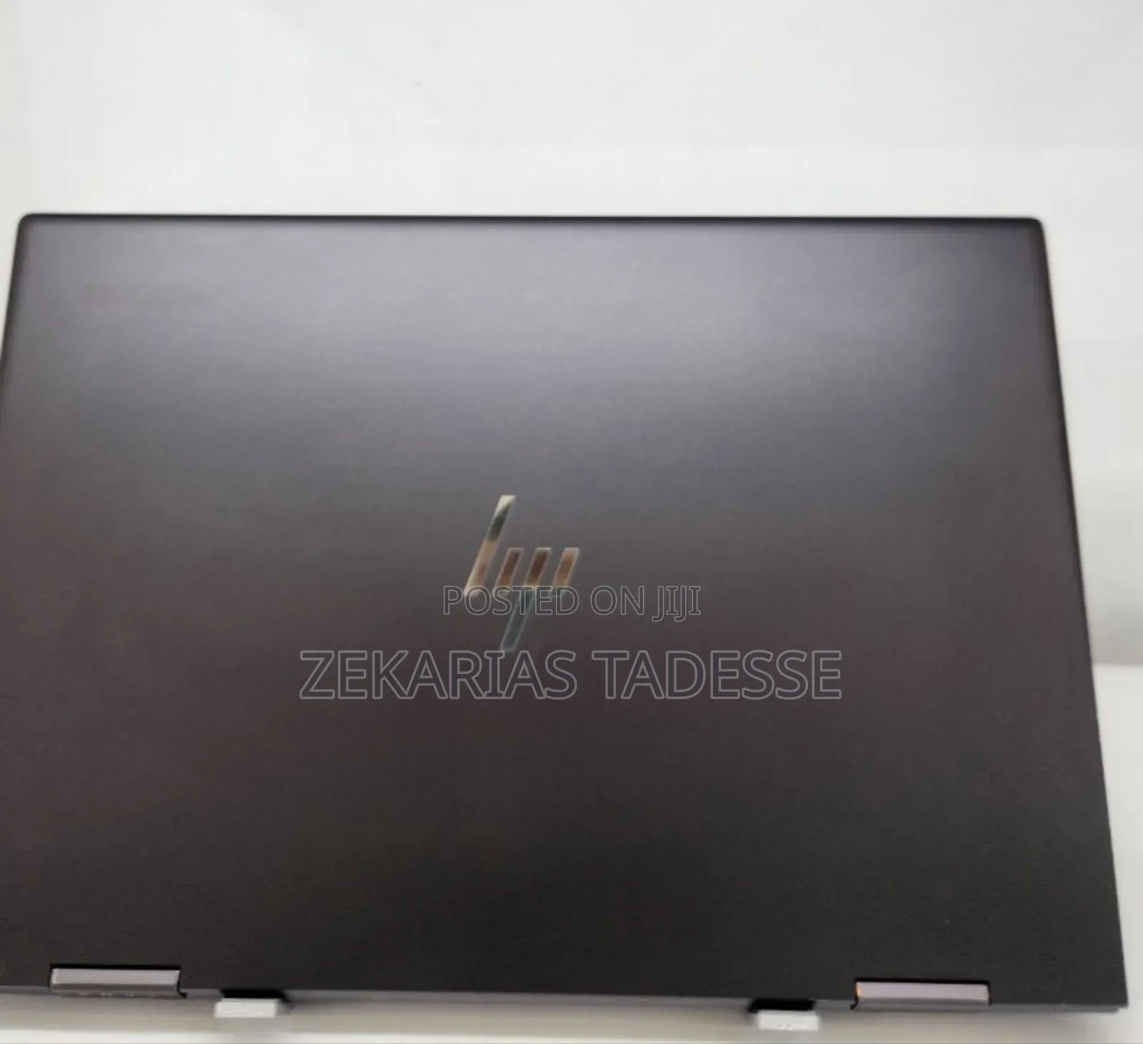 New Laptop HP Envy X360 8GB AMD Ryzen 7 SSD 256GB