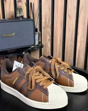 Adidas Old Schoo