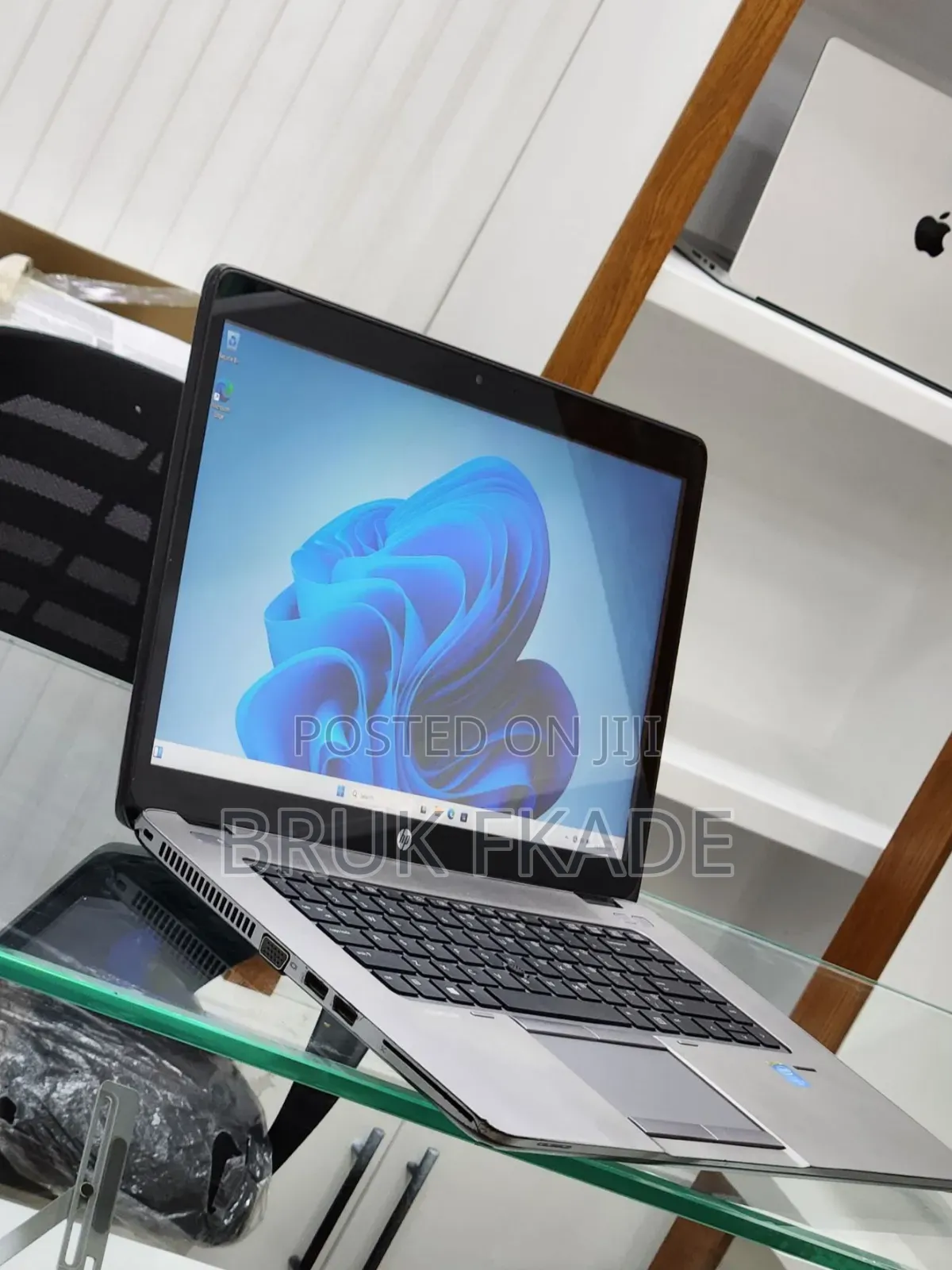 New Laptop HP EliteBook 840 8GB Intel Core i5 SSD 1T