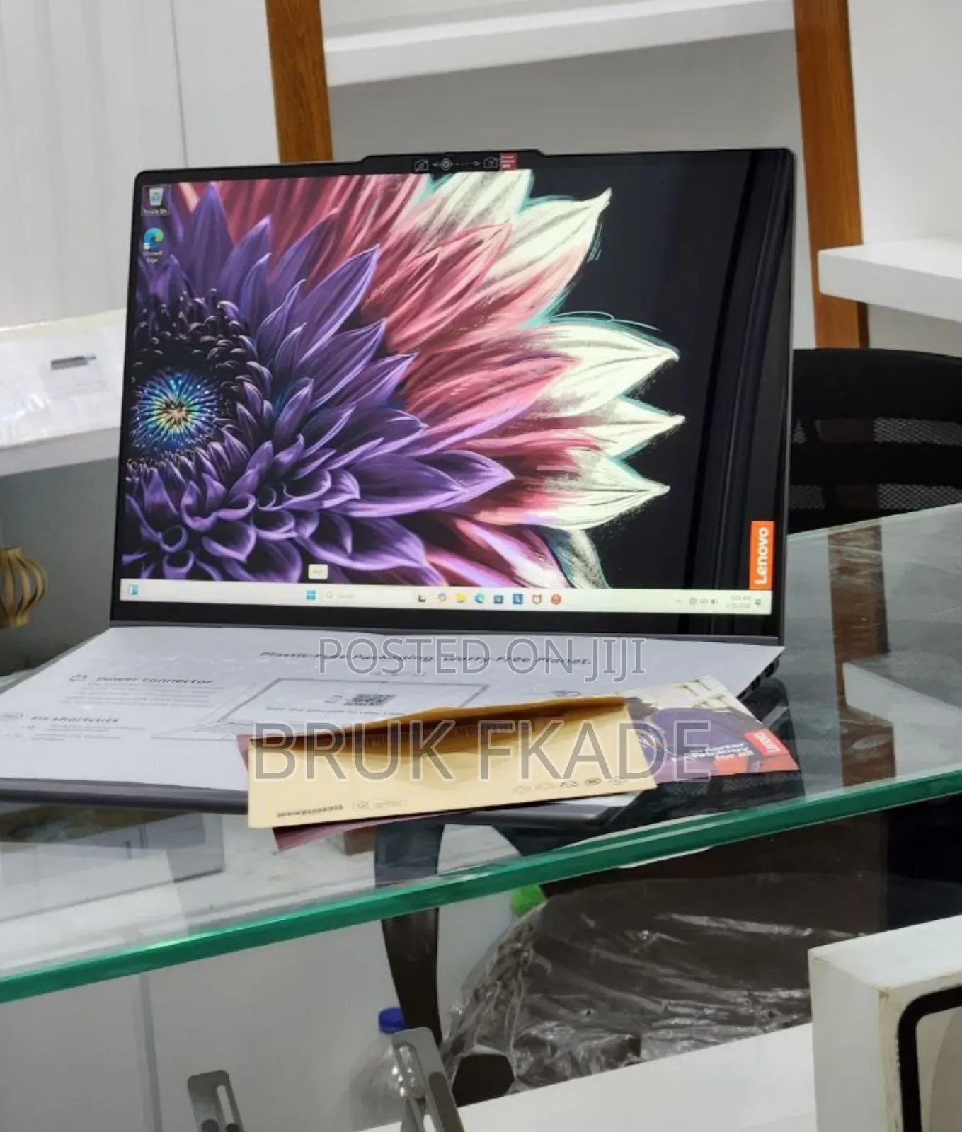 New Laptop Lenovo Legion 7 16GB AMD Ryzen 7 SSD 1T
