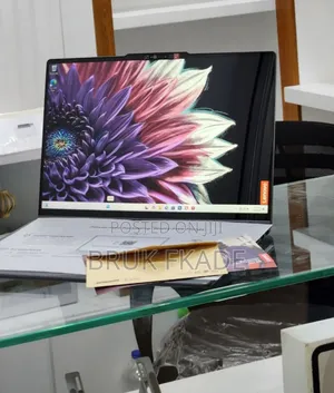 New Laptop Lenovo Legion 7 16GB AMD Ryzen 7 SSD 1T