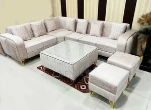 Camelback Sofa Design With Table