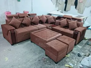 Trackarm Sofa Design With Table
