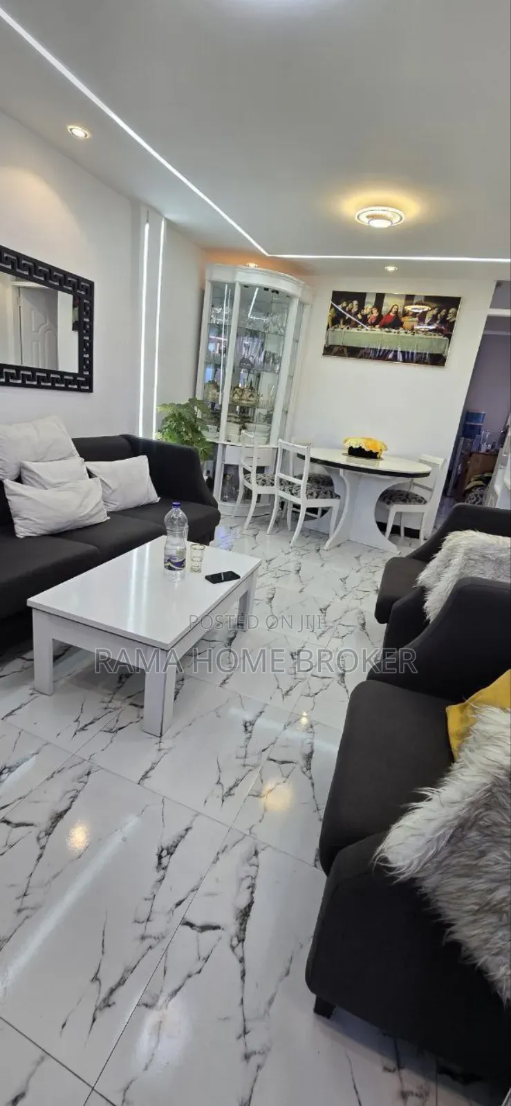 Furnished 3bdrm Condo in ዘመናዊ 40/60 ኮንዶሚኒየም, Yeka for sale