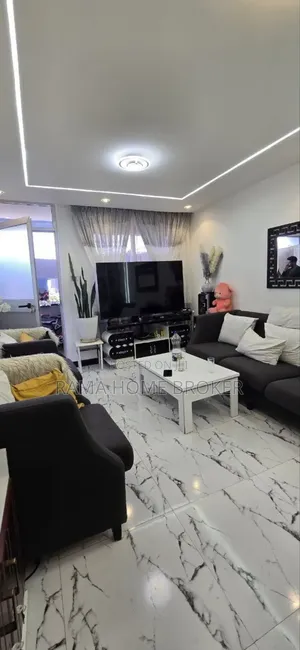 Furnished 3bdrm Condo in ዘመናዊ 40/60 ኮንዶሚኒየም, Yeka for sale