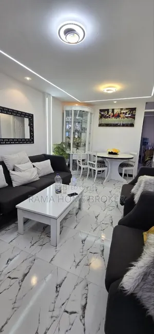 Furnished 3bdrm Condo in ዘመናዊ 40/60 ኮንዶሚኒየም, Yeka for sale