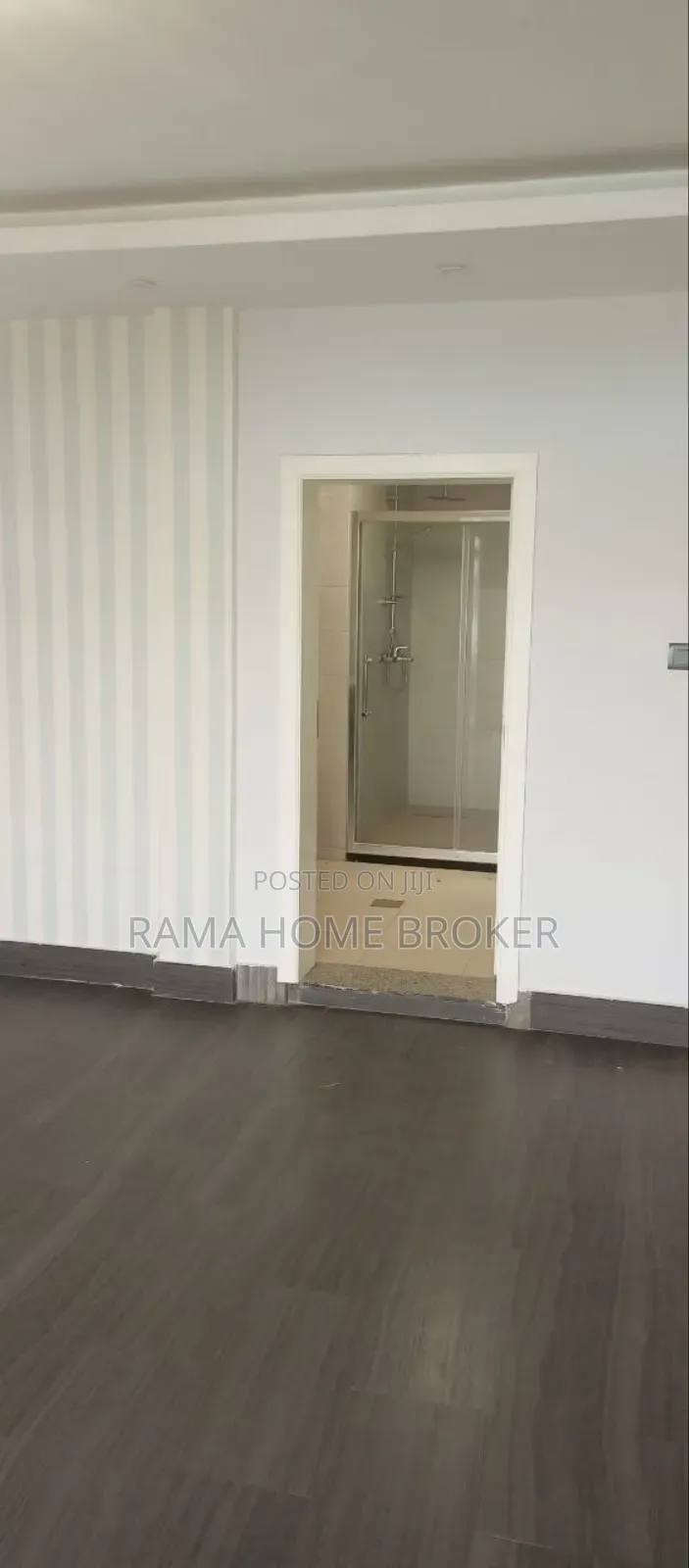Furnished 3bdrm Condo in ዘመናዊ 40/60 አያት49, Yeka for sale