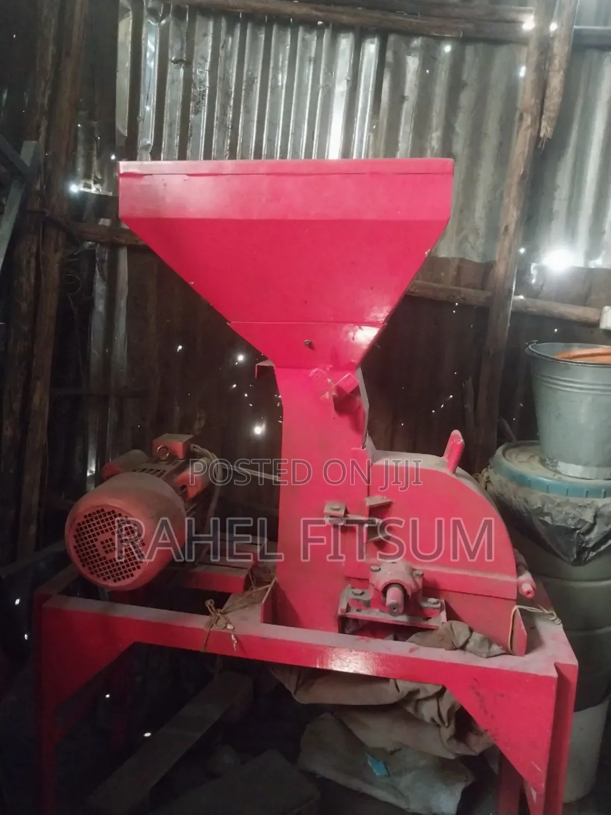 ለቡና እና ቅመማ ቅመም መፍጫ ማሽን 200ኪሎ Grinding Machine