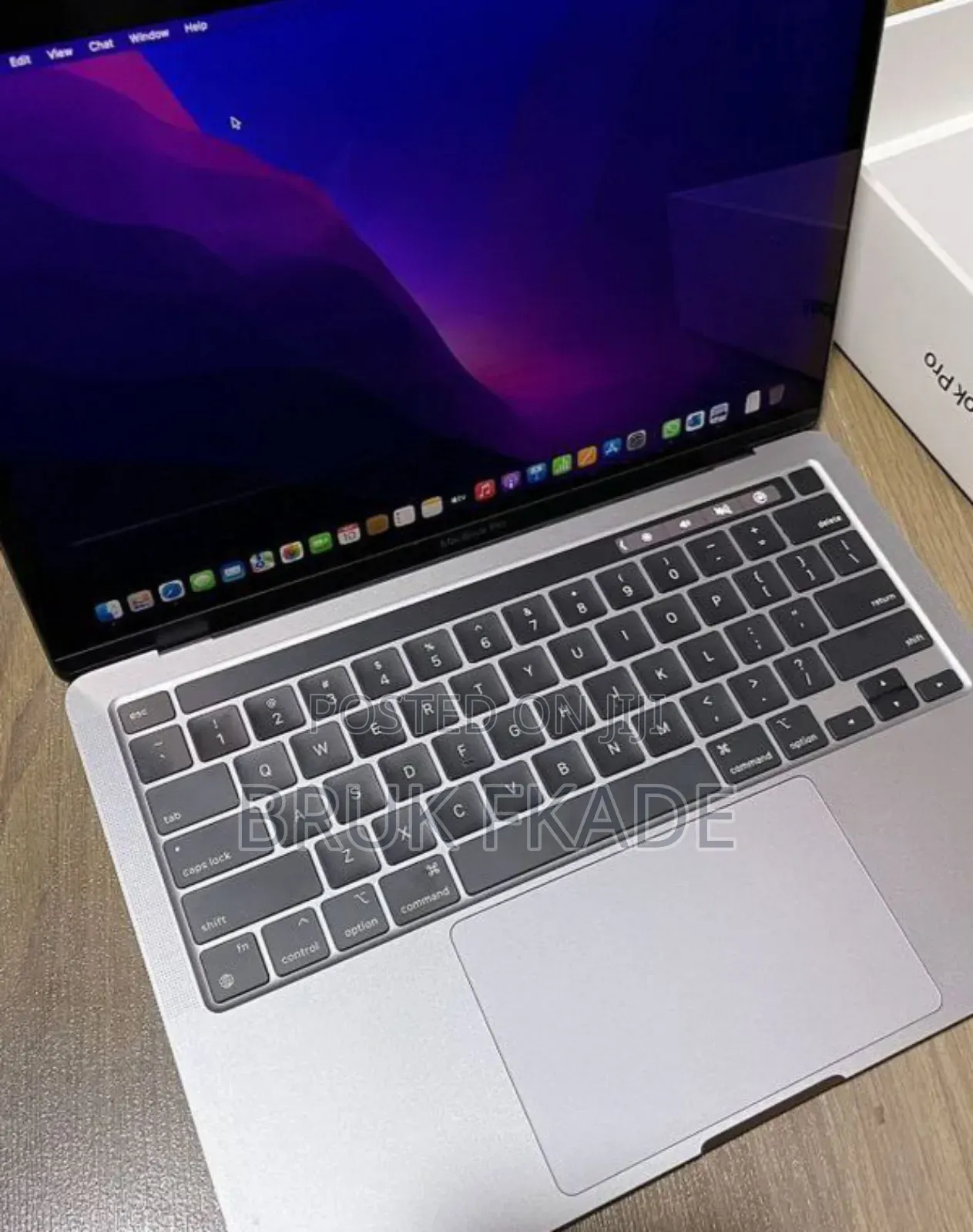New Laptop Apple MacBook Air 2020 M1 16GB Apple M1 SSD 256GB
