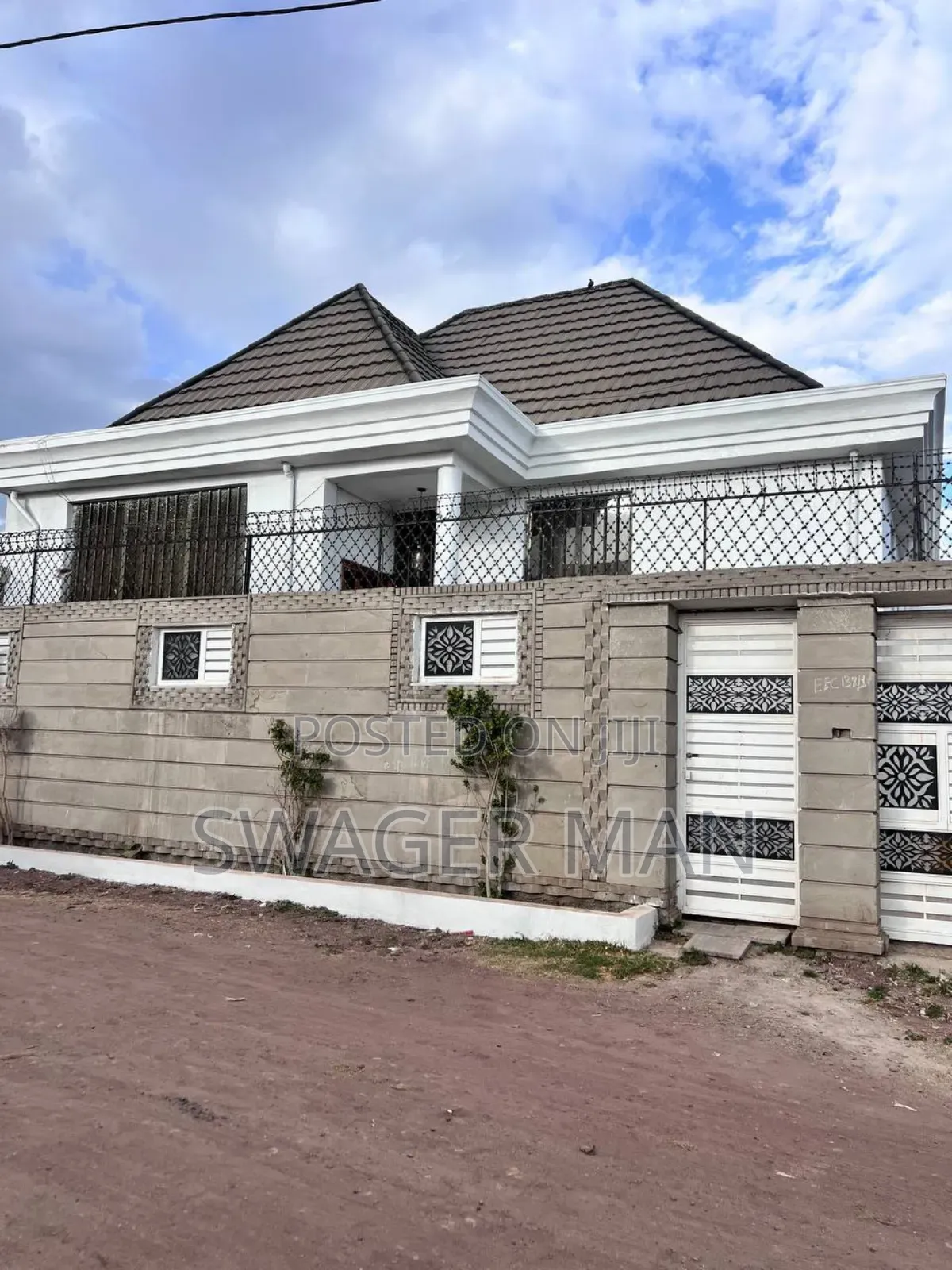 Furnished 5bdrm Villa in Tafo Ccd Area, Yeka for sale