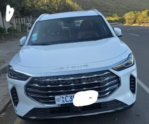 Jetour X70 Plus 2022 White