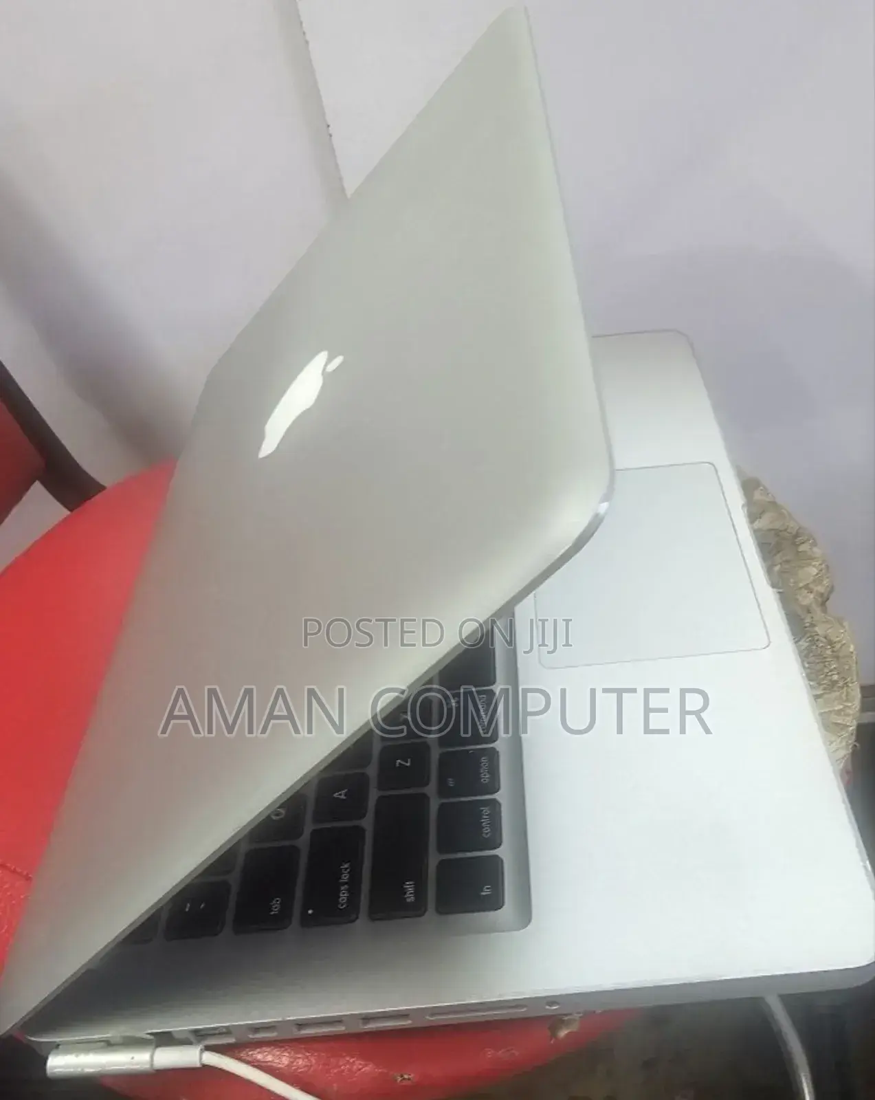 New Laptop Apple MacBook Air 2010 8GB Intel Core I5 HDD 1T