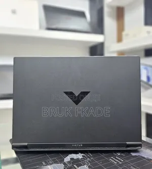 New Laptop HP Victus 16 8GB Intel Core I7 SSD 1T
