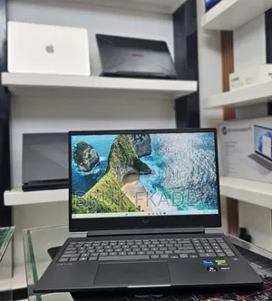 New Laptop HP Victus 16 8GB Intel Core I7 SSD 1T