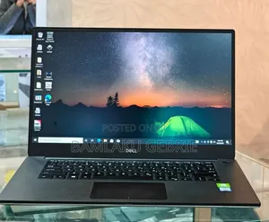 New Laptop Dell Precision 5540 16GB Intel Core I7 SSD 512GB