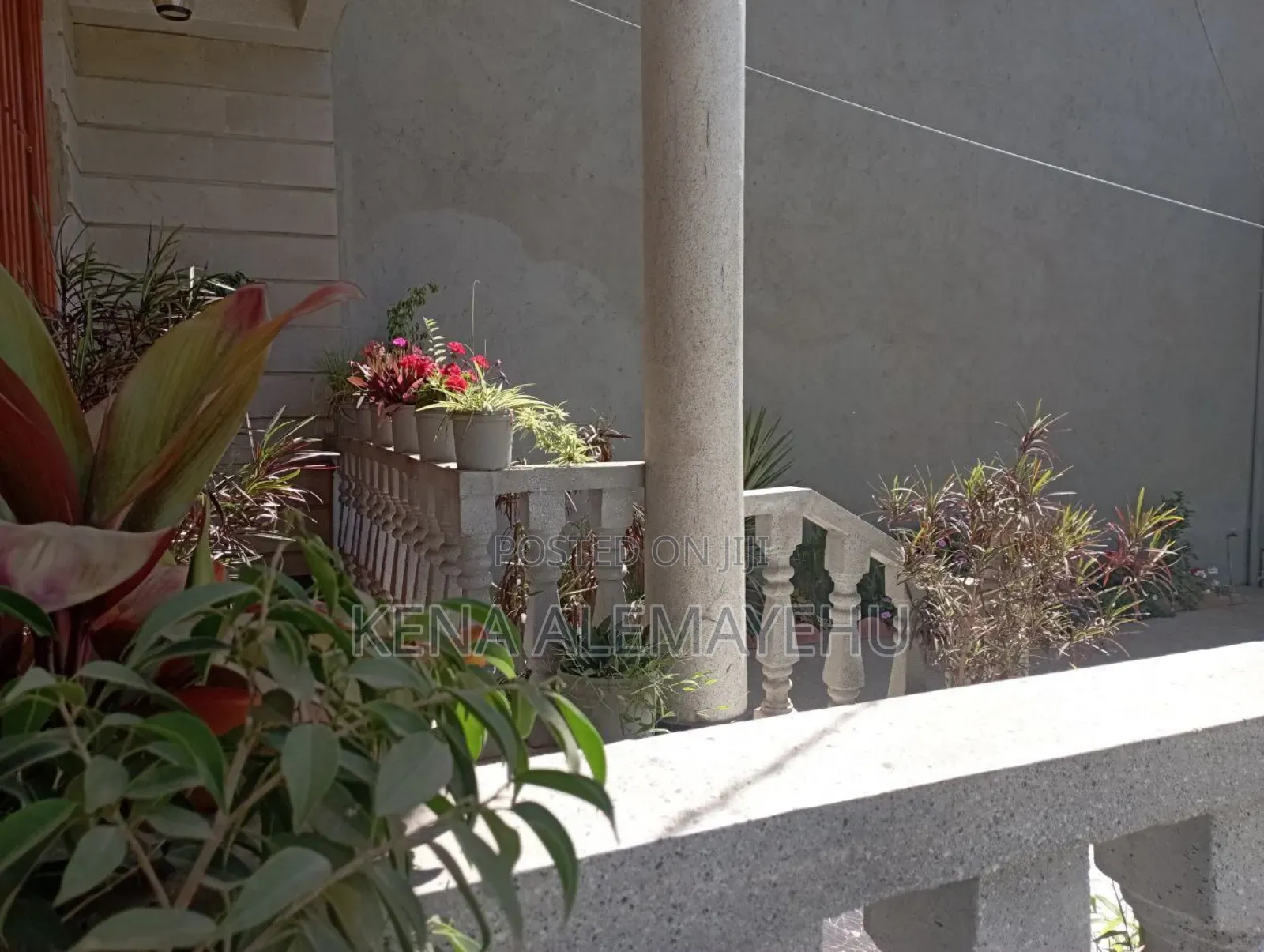 Furnished 8bdrm House in Adama for sale