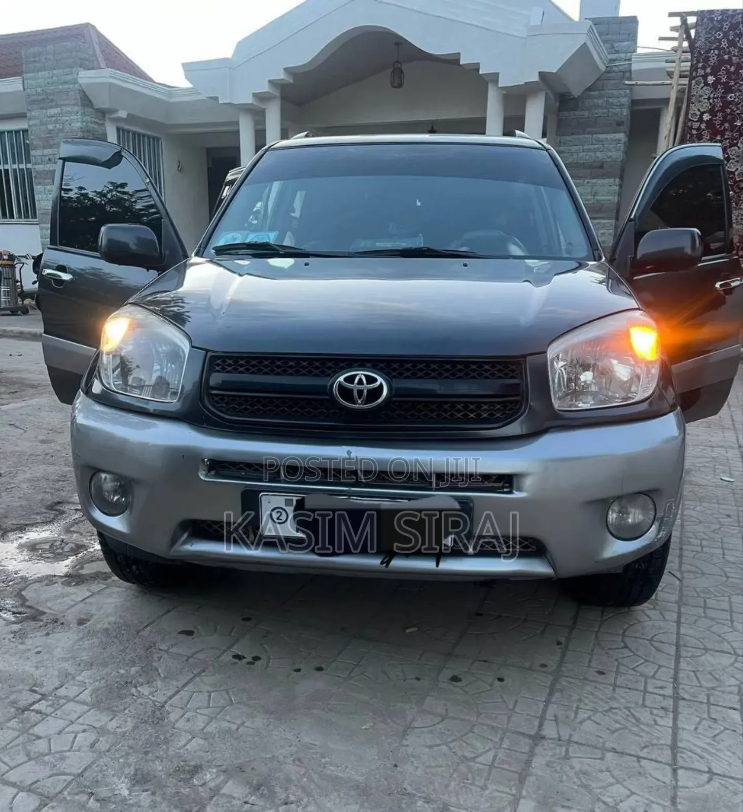 Toyota RAV4 1.8 2005 Gray