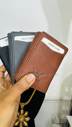Automatic Wallet Card