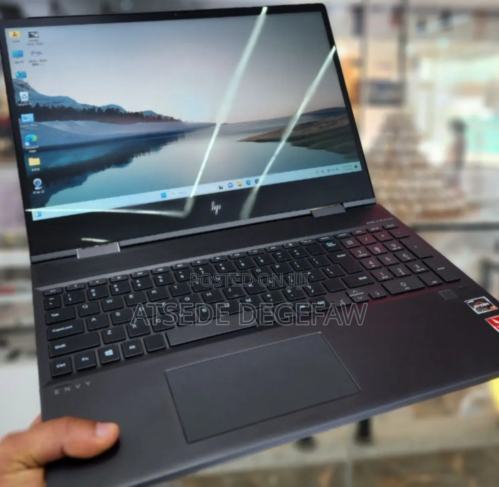 New Laptop HP Envy X360 8GB AMD Ryzen 7 SSD 256GB