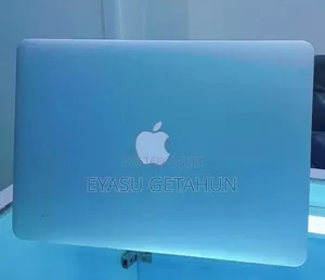 New Laptop Apple MacBook Air 2014 4GB Intel Core I5 SSD 256GB