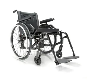 Équipements Adaptés MCL Inc. - Move Custom High-Performance Wheelchair