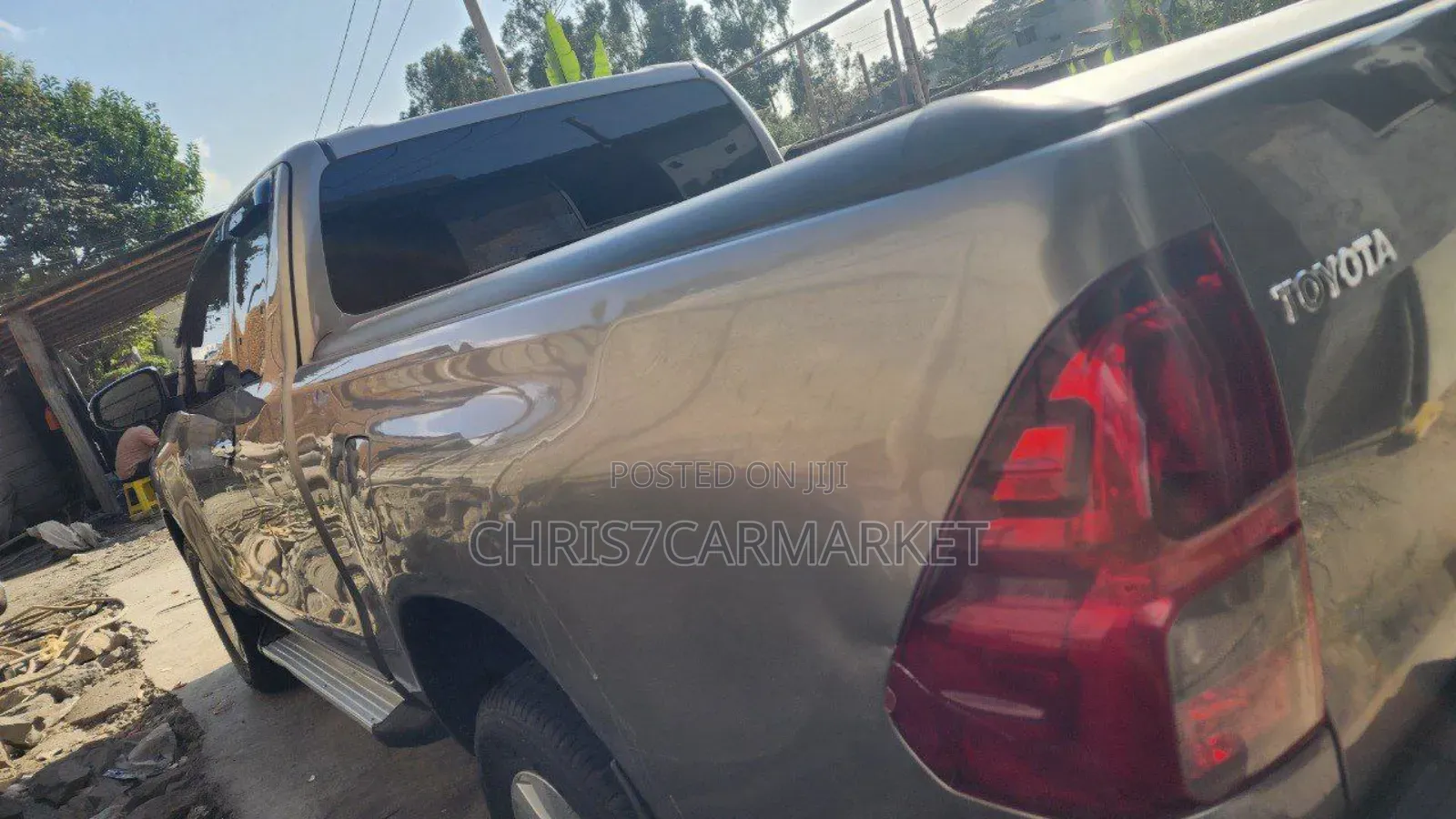 Toyota Hilux Revo Smart Cab Deisel 2.4 RWD 2019 Gold