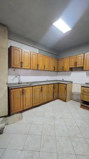 5bdrm House in Bulbula, Bole for sale