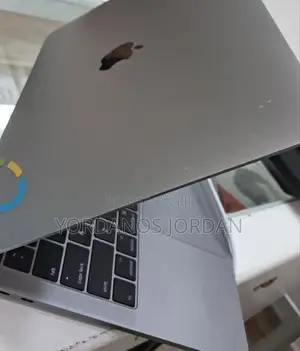 New Laptop Apple MacBook Pro 2017 16GB Intel Core I5 SSD 256GB