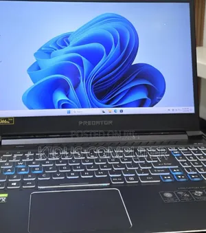 New Laptop Acer Predator Helios 300 16GB Intel Core I7 SSD 1T
