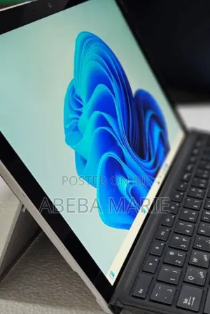 New Laptop Microsoft Surface Pro 7 8GB Intel Core I5 SSD 128GB