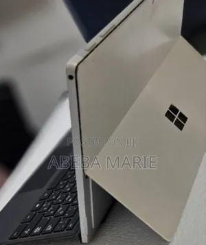 New Laptop Microsoft Surface Pro 7 8GB Intel Core I5 SSD 128GB