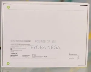 New Laptop Apple Macbook Pro 2025 M5 14-Inch 16GB Apple M5 SSD 512GB