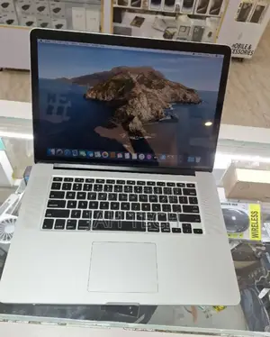 New Laptop Apple MacBook Pro 2014 16GB Intel Core I7 SSD 256GB