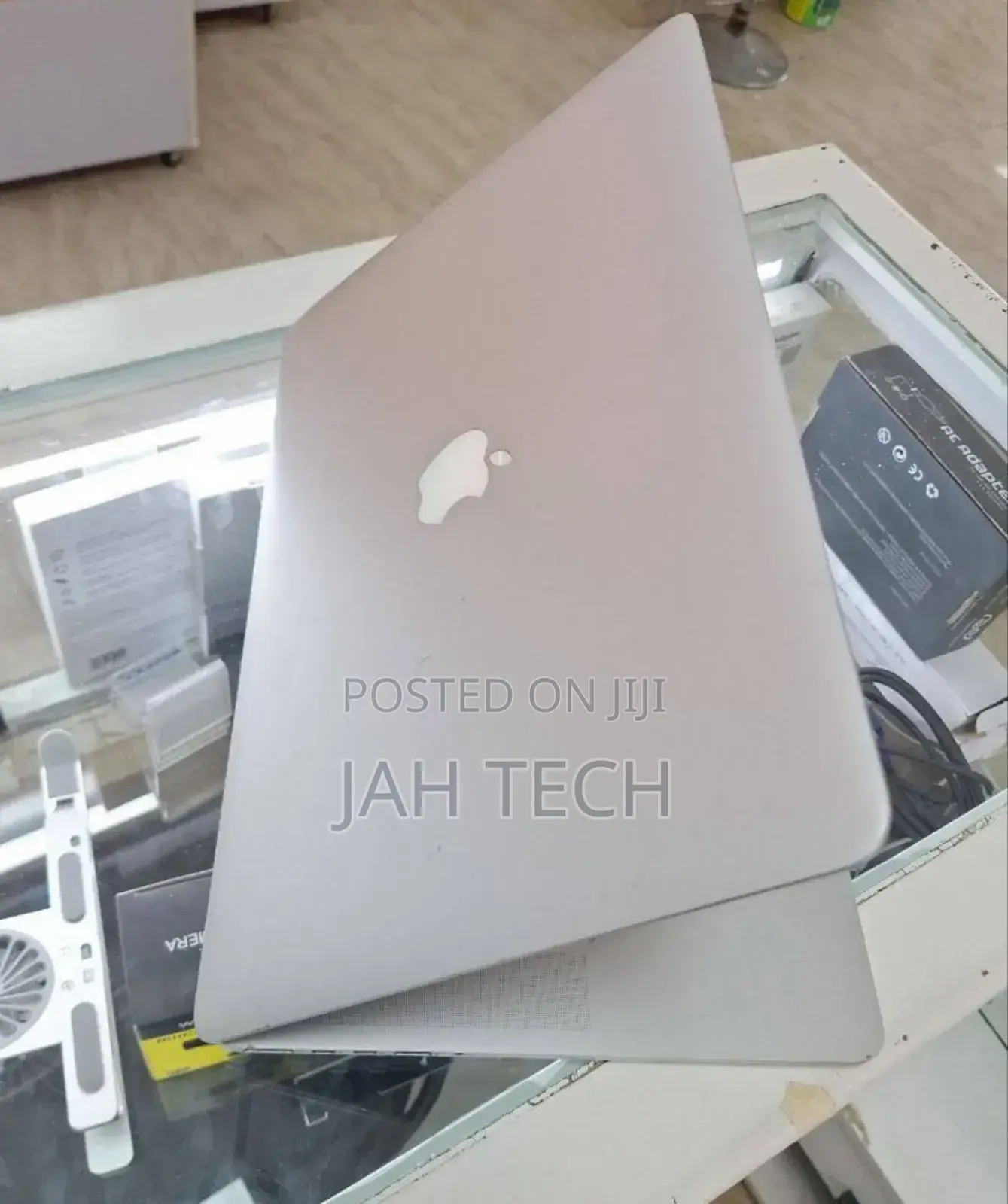 New Laptop Apple MacBook Pro 2014 16GB Intel Core I7 SSD 256GB