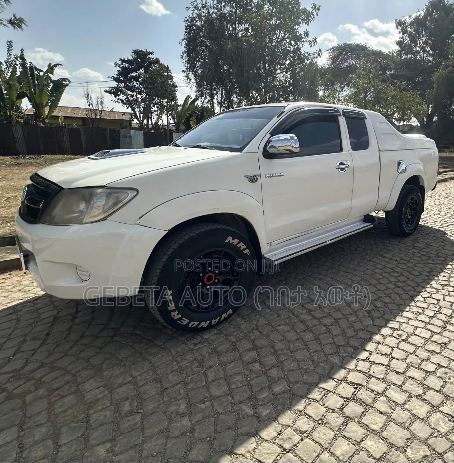 Toyota Hilux 2010 White