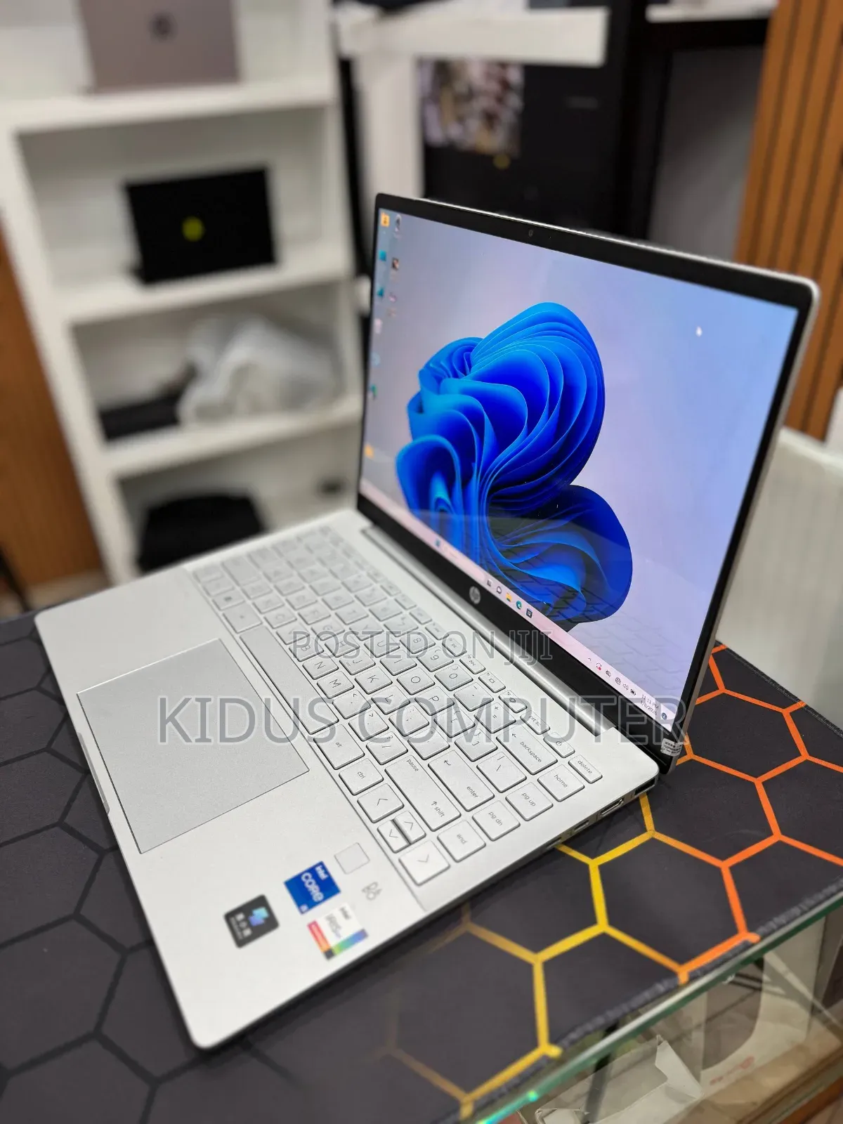 New Laptop HP Pavilion 15 16GB Intel Core I5 SSD 512GB
