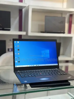 New Laptop Lenovo ThinkPad t495s 8GB AMD Ryzen 5 SSD 256GB