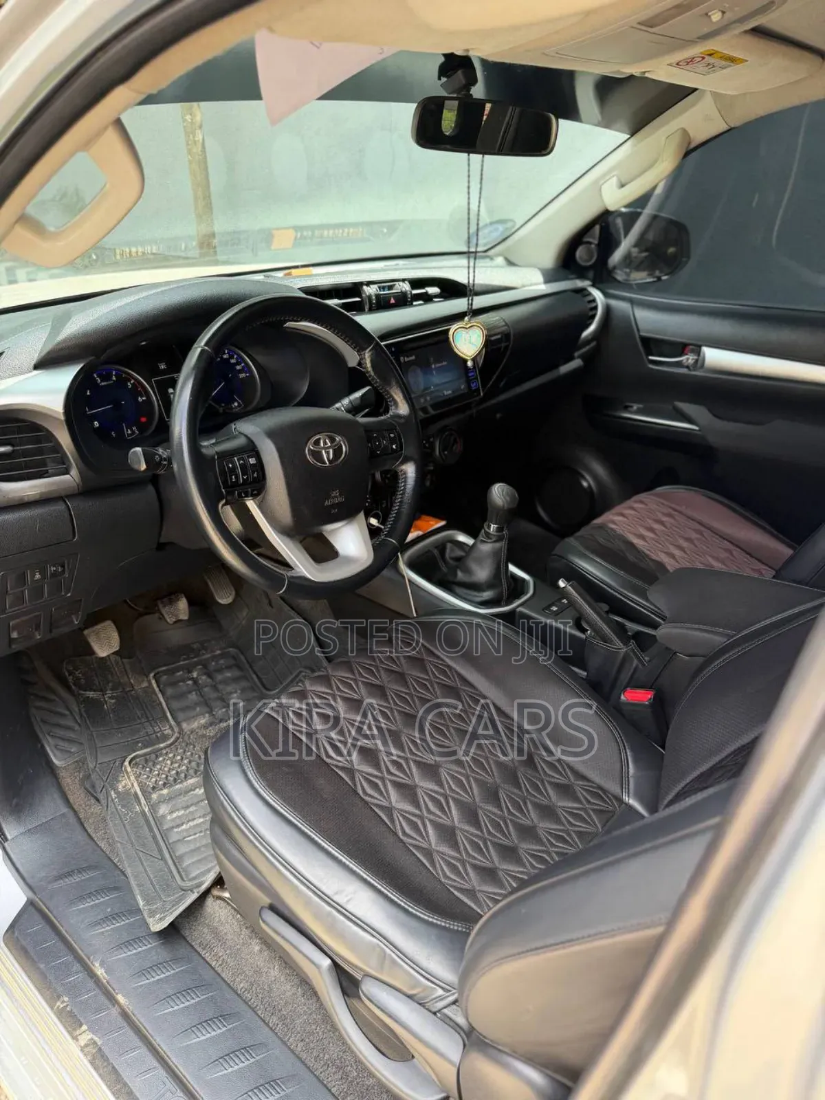 Toyota Hilux 2017 Silver