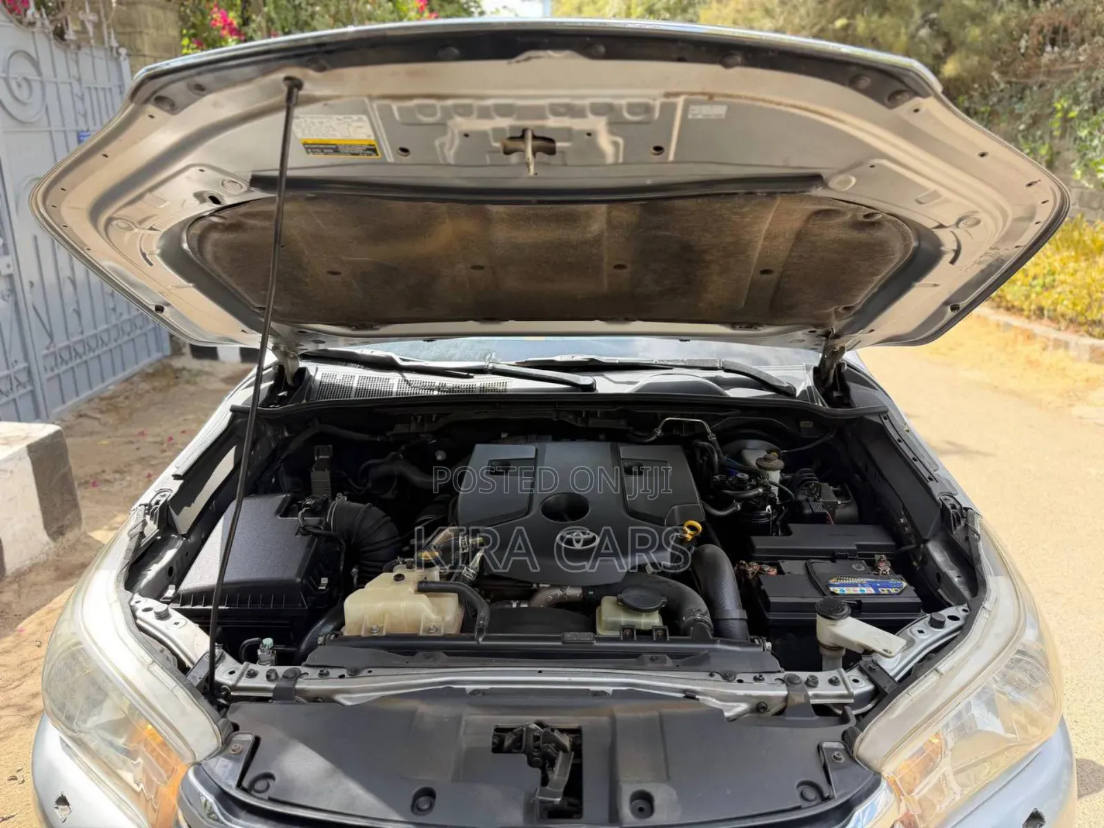 Toyota Hilux 2017 Silver