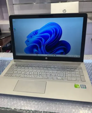 New Laptop HP Pavilion 15 8GB Intel Core I7 HDD 1T