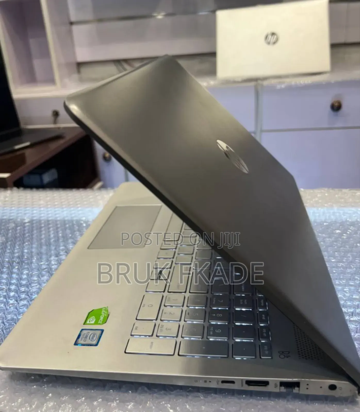 New Laptop HP Pavilion 15 8GB Intel Core I7 HDD 1T