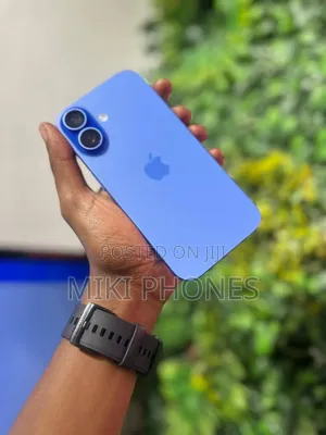 New Apple iPhone 16 128 GB Green